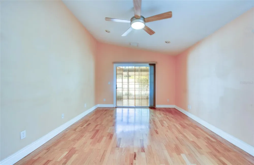 1150 OAKWOOD DRIVE Dunedin, FL 34698