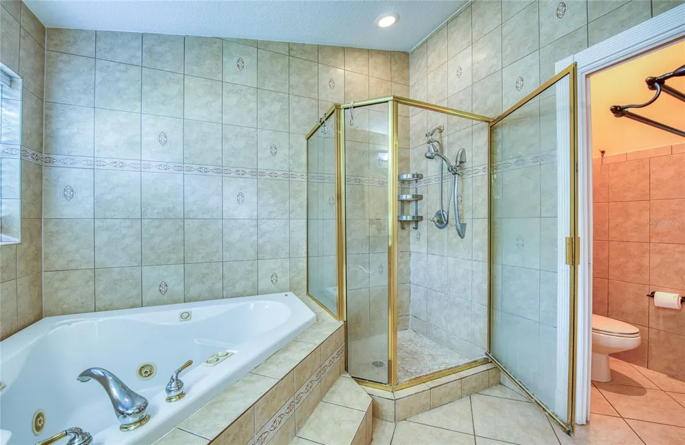 1150 OAKWOOD DRIVE Dunedin, FL 34698