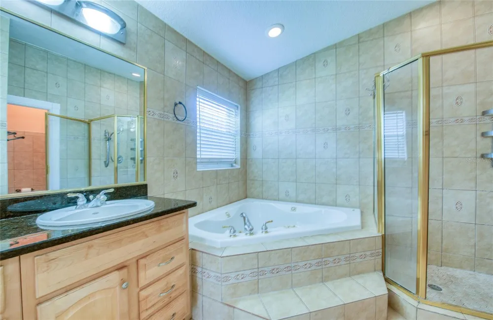 1150 OAKWOOD DRIVE Dunedin, FL 34698