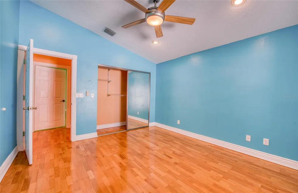 1150 OAKWOOD DRIVE Dunedin, FL 34698