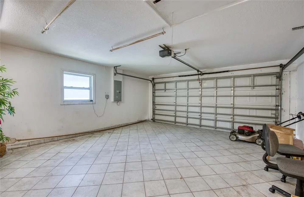 1150 OAKWOOD DRIVE Dunedin, FL 34698
