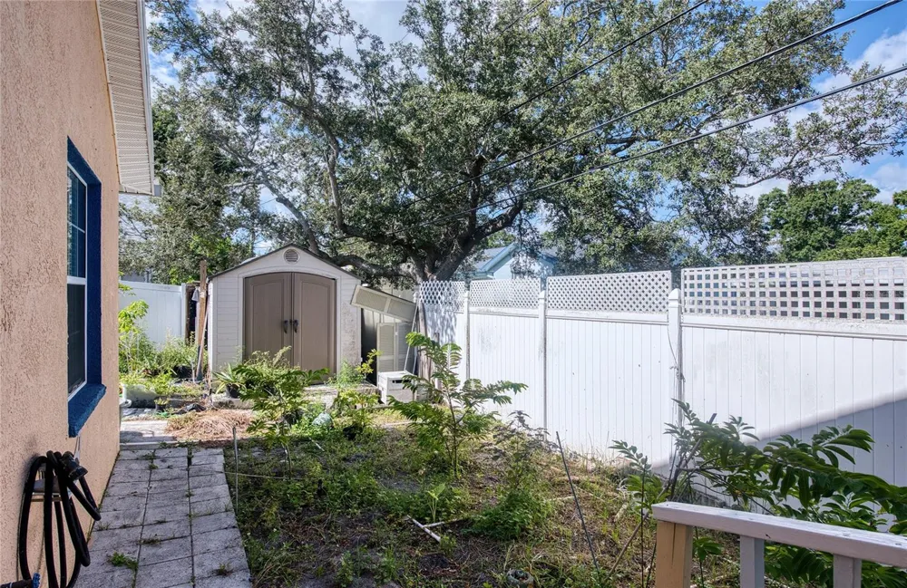 1150 OAKWOOD DRIVE Dunedin, FL 34698
