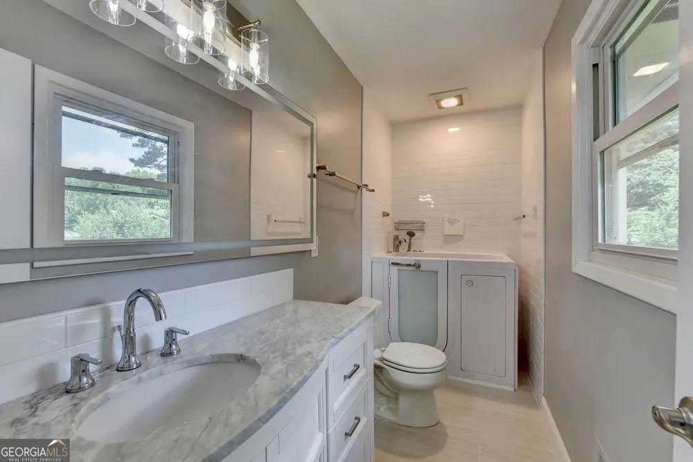 1577 Harbour Oaks RD Tucker, GA 30084