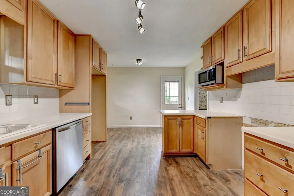 1577 Harbour Oaks RD Tucker, GA 30084