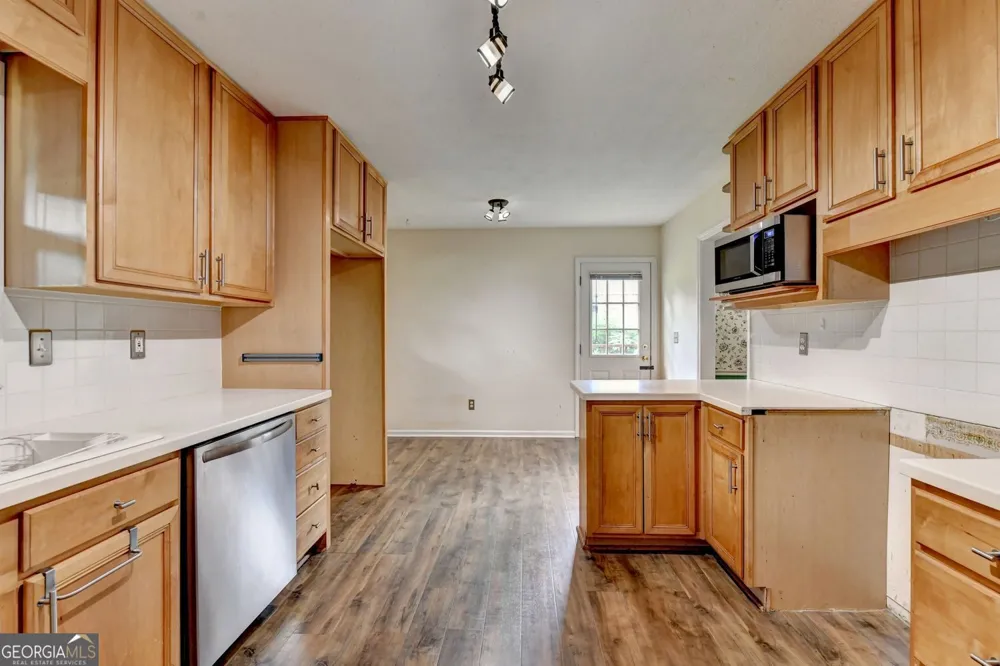 1577 Harbour Oaks RD Tucker, GA 30084