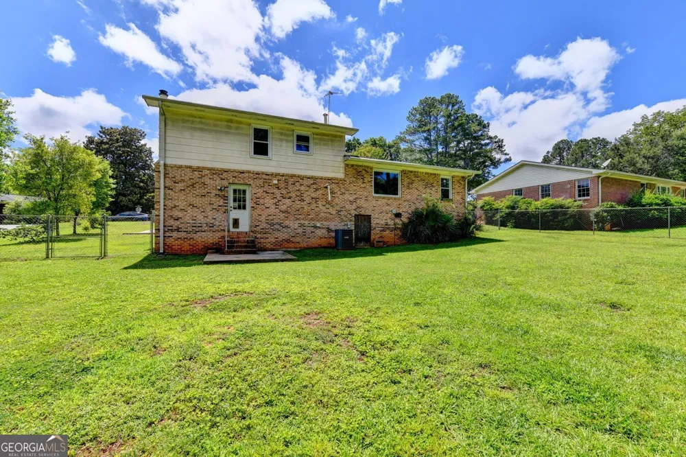 1577 Harbour Oaks RD Tucker, GA 30084