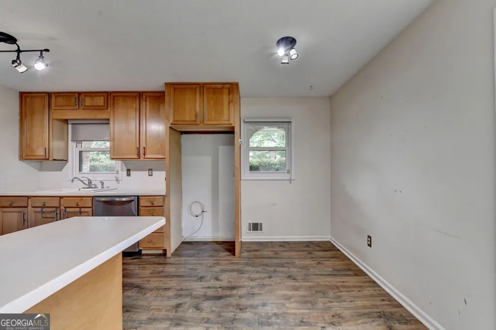 1577 Harbour Oaks RD Tucker, GA 30084