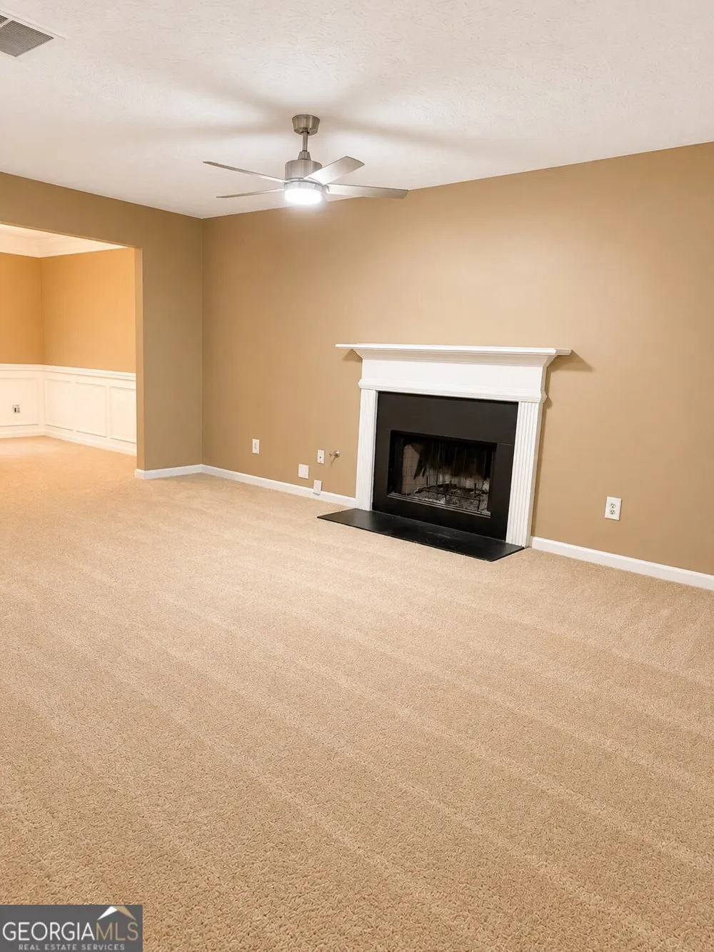 2628 Patriots RD Riverdale, GA 30296