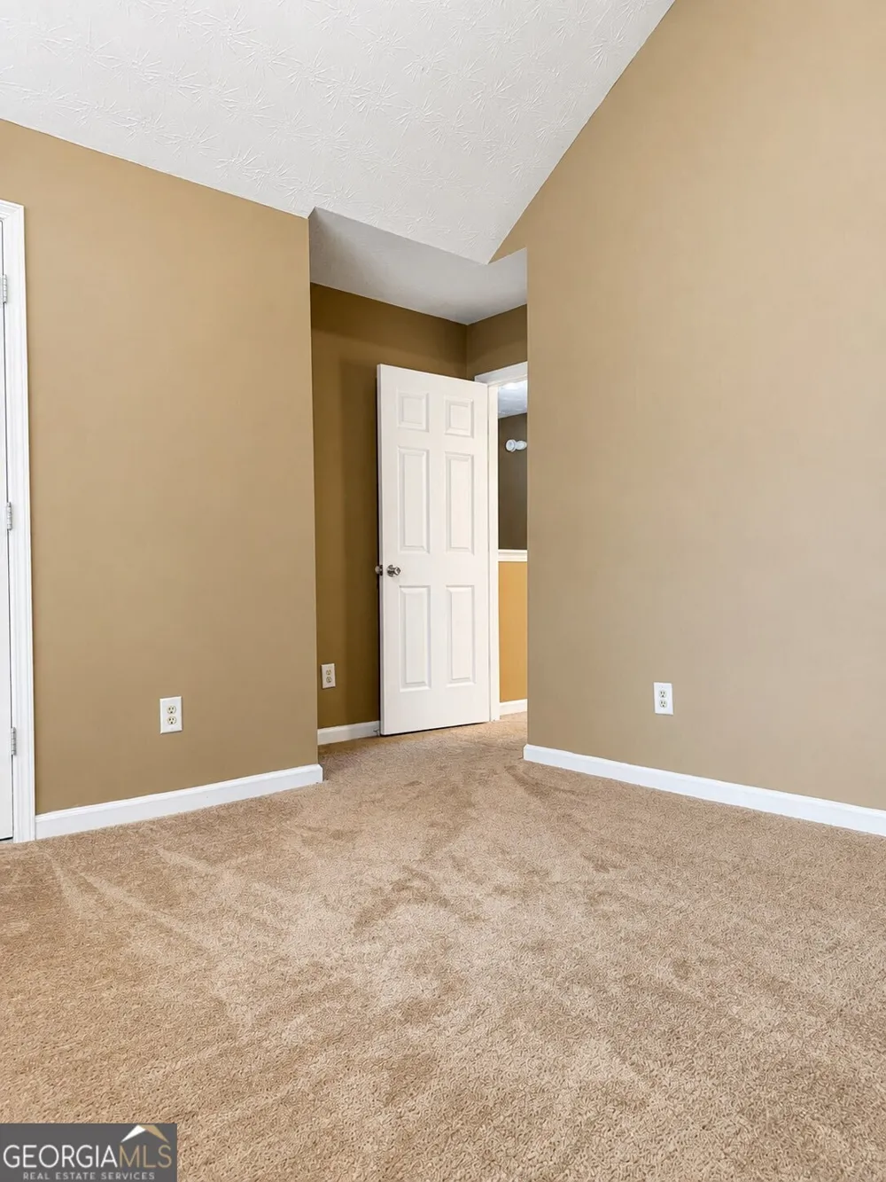 2628 Patriots RD Riverdale, GA 30296