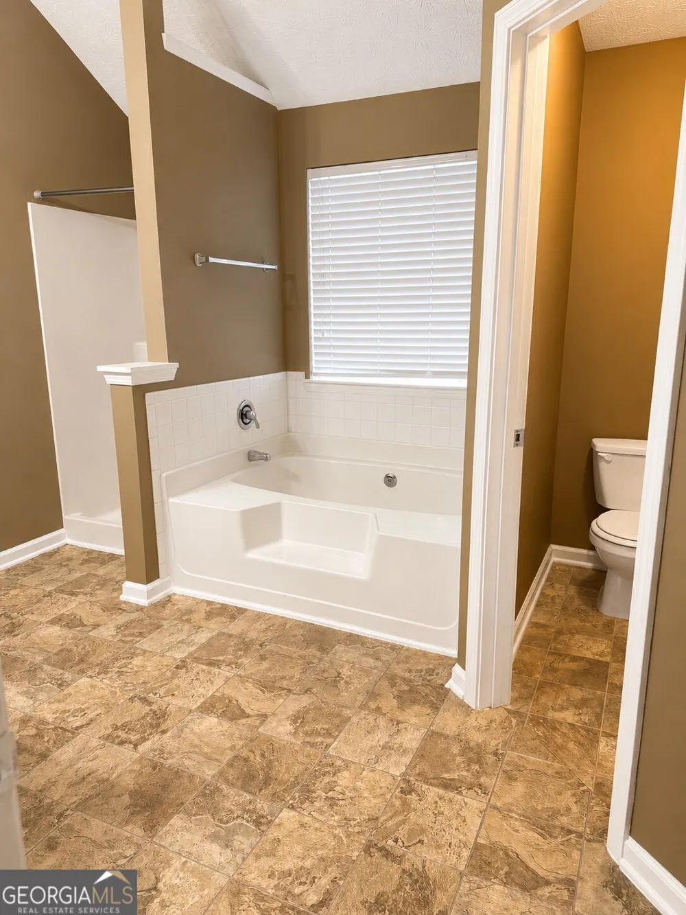 2628 Patriots RD Riverdale, GA 30296