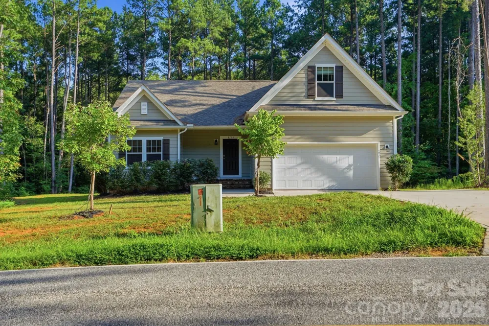 8175 Long Island Road Catawba, NC 28609