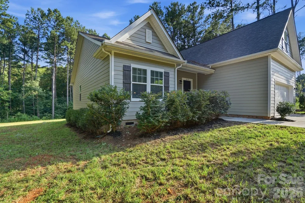 8175 Long Island Road Catawba, NC 28609
