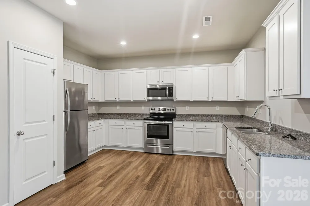 8175 Long Island Road Catawba, NC 28609