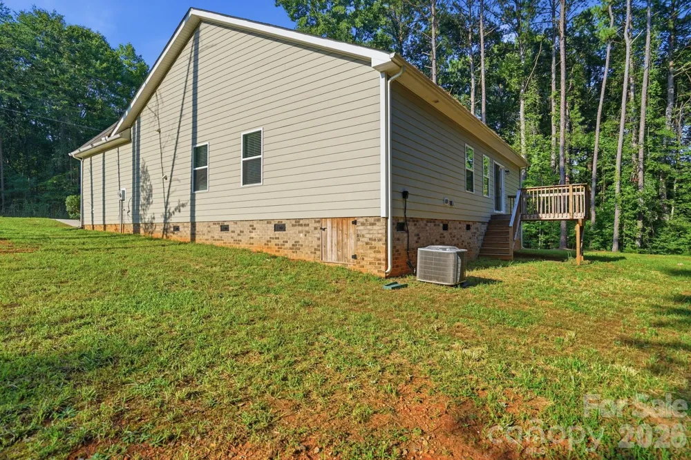 8175 Long Island Road Catawba, NC 28609