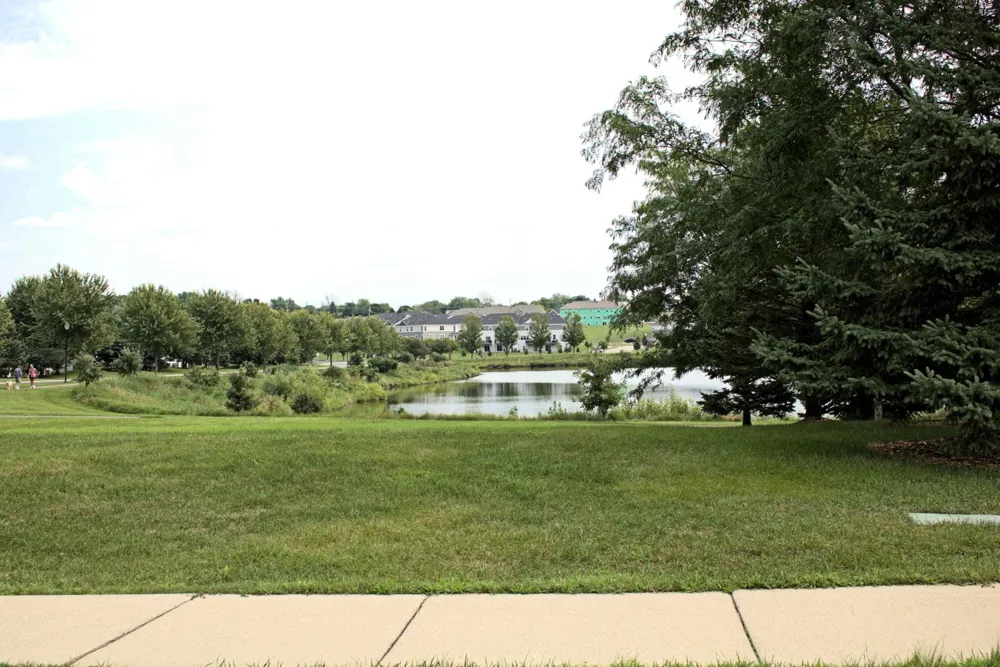 1672 Lenox Drive Waconia, MN 55387