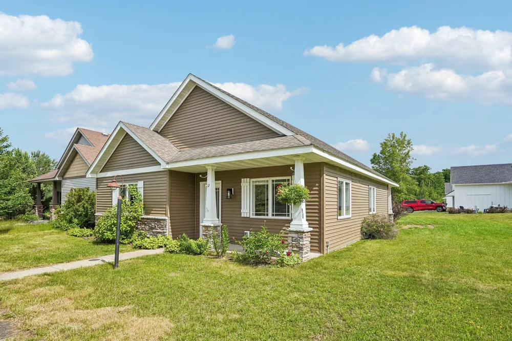 1303 Prairie Lane Saint Croix Falls, WI 54024