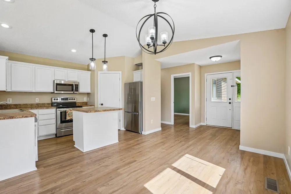 1303 Prairie Lane Saint Croix Falls, WI 54024