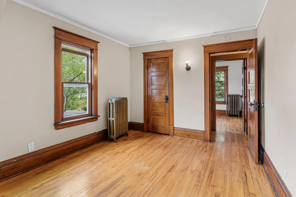 1070 Minnehaha Avenue E Saint Paul, MN 55106