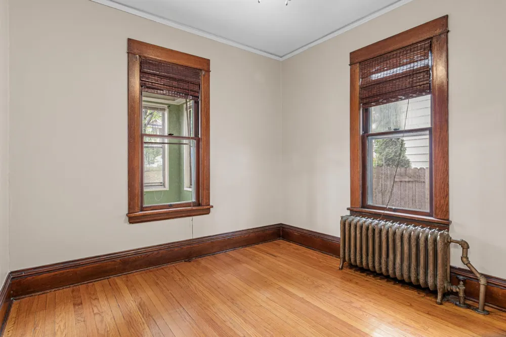 1070 Minnehaha Avenue E Saint Paul, MN 55106