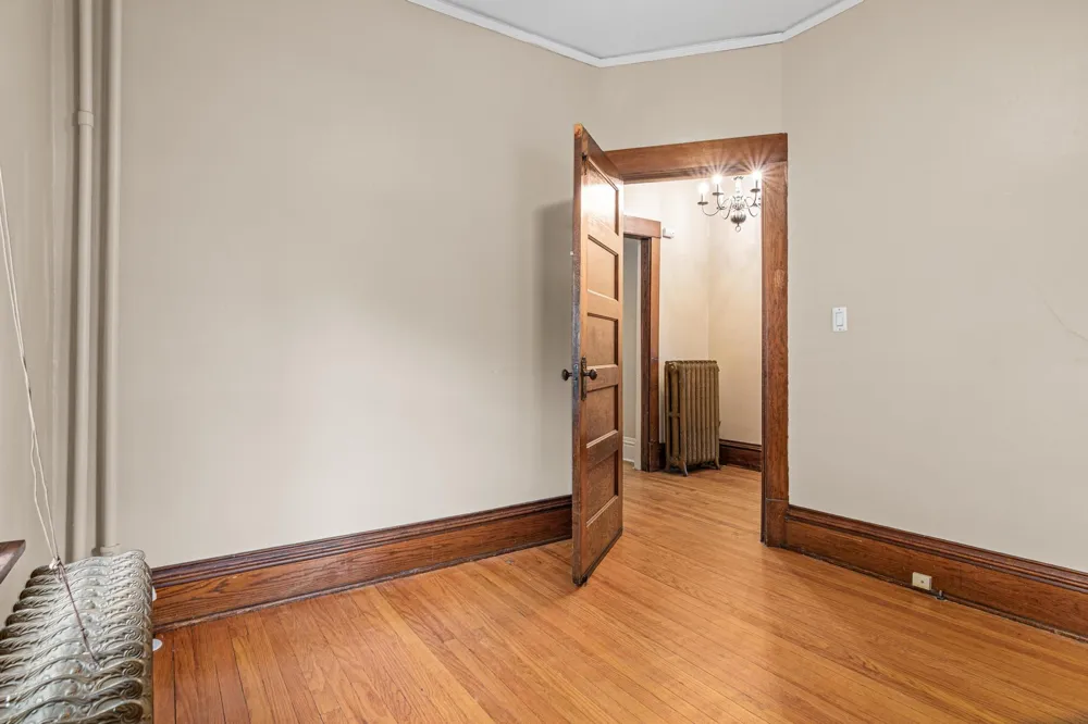 1070 Minnehaha Avenue E Saint Paul, MN 55106
