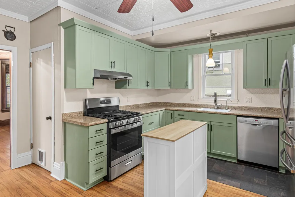 1070 Minnehaha Avenue E Saint Paul, MN 55106