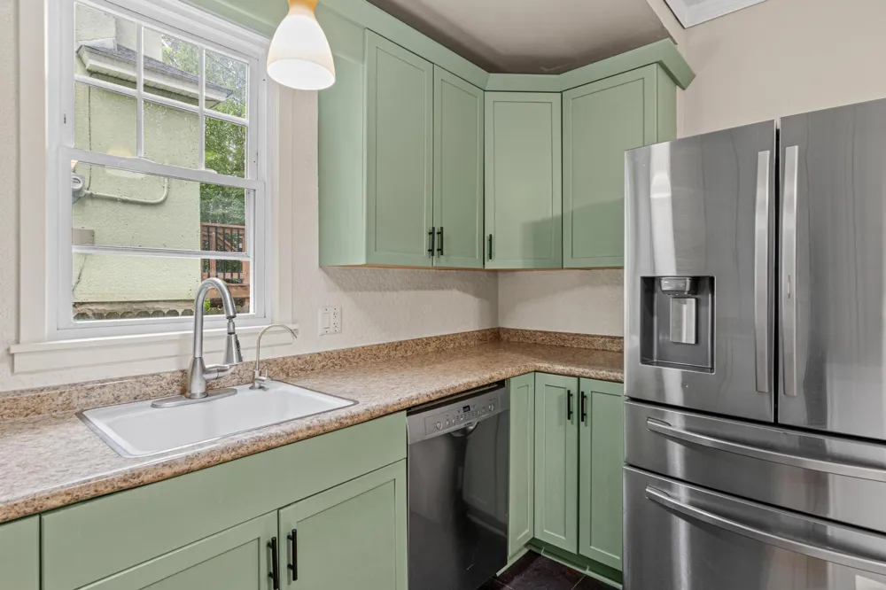 1070 Minnehaha Avenue E Saint Paul, MN 55106