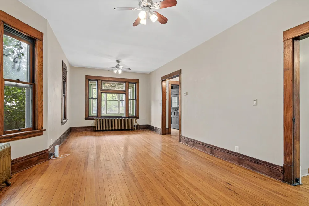 1070 Minnehaha Avenue E Saint Paul, MN 55106