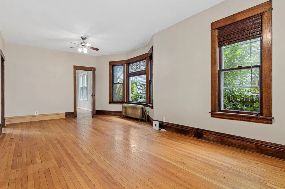1070 Minnehaha Avenue E Saint Paul, MN 55106