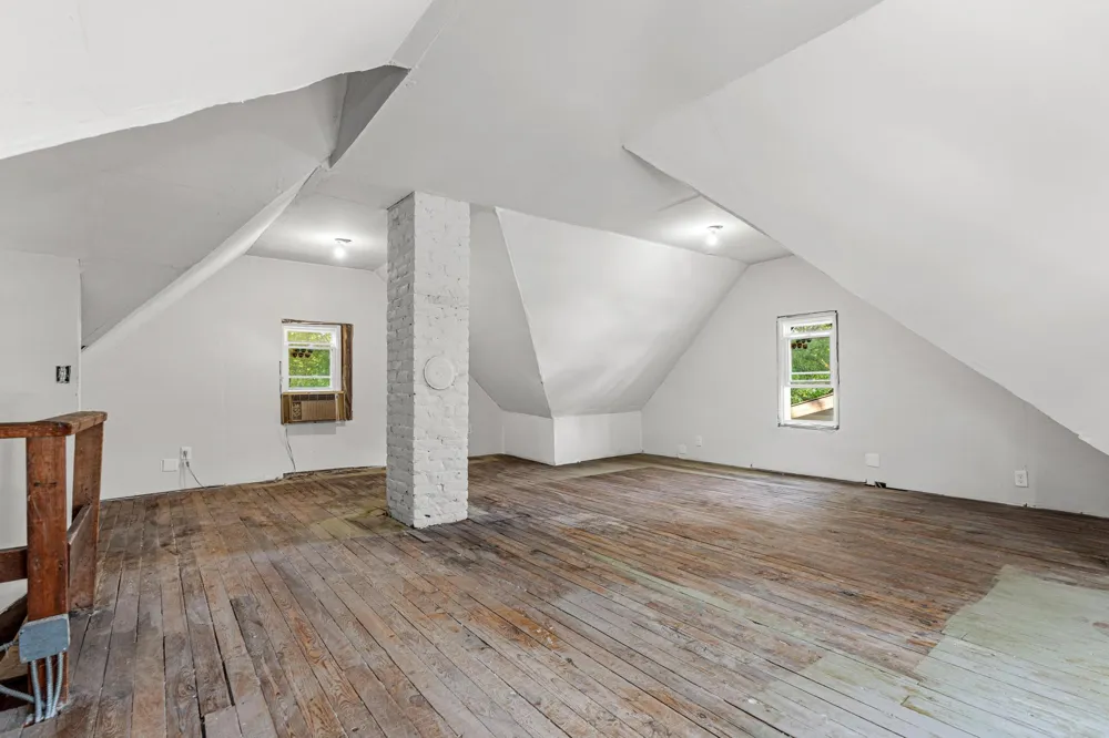 1070 Minnehaha Avenue E Saint Paul, MN 55106