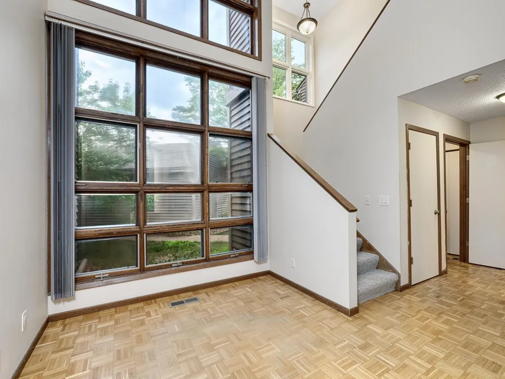 1381 Spencer Road W Saint Paul, MN 55108