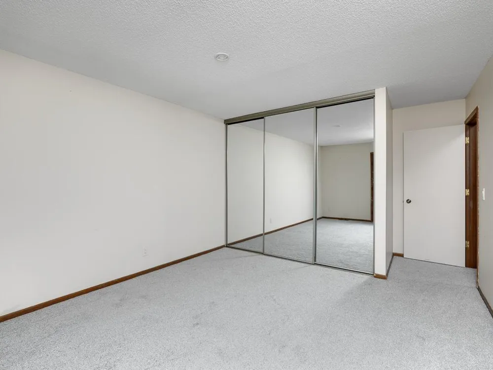 1381 Spencer Road W Saint Paul, MN 55108