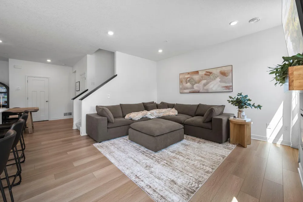 1515 Camden Court Shakopee, MN 55379