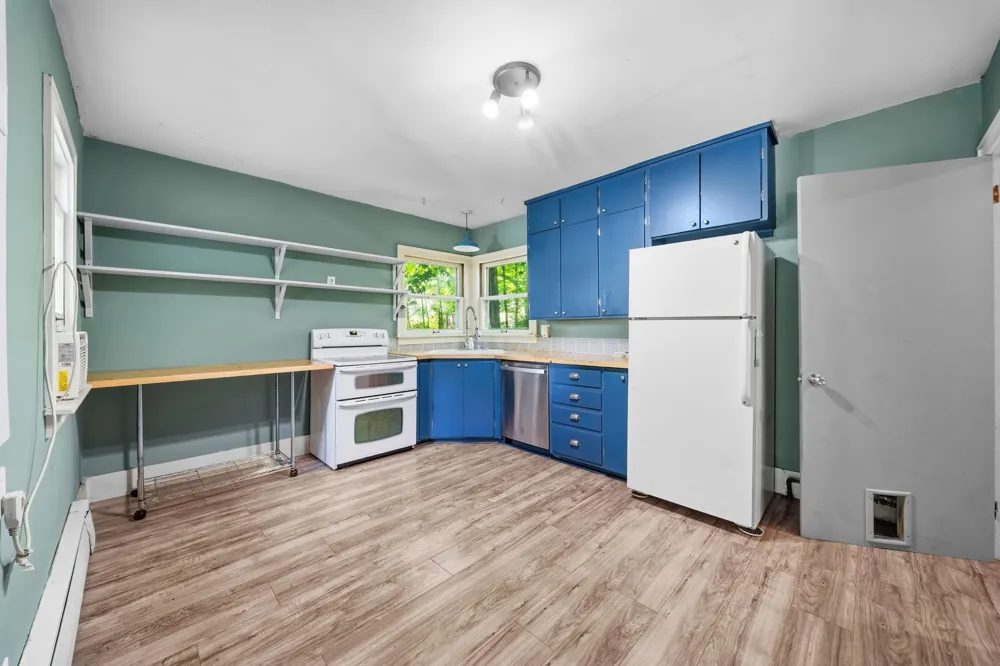 355 West Street Taylors Falls, MN 55084