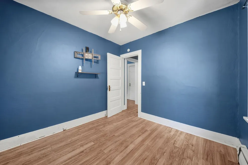 355 West Street Taylors Falls, MN 55084
