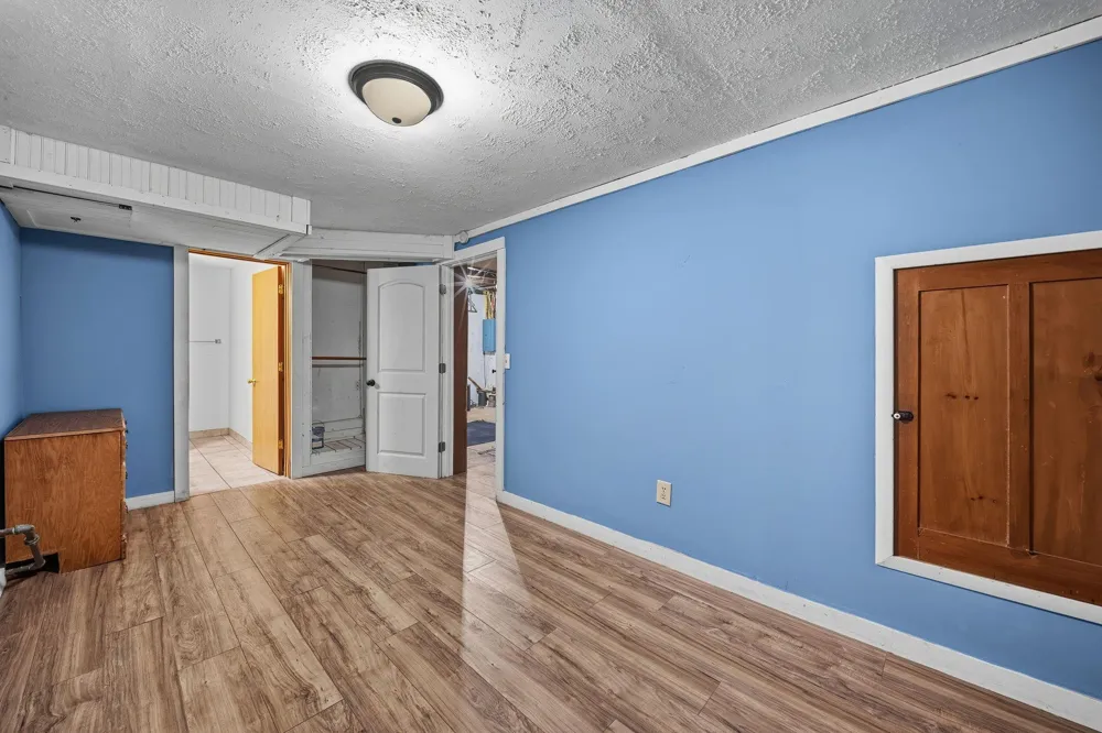 355 West Street Taylors Falls, MN 55084