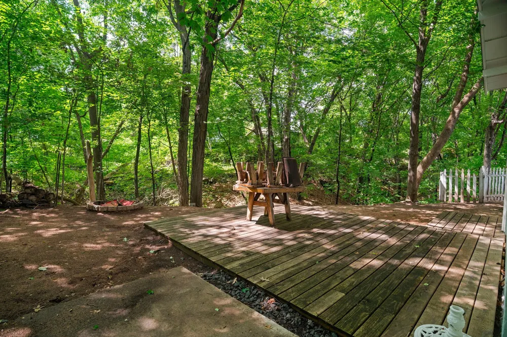 355 West Street Taylors Falls, MN 55084