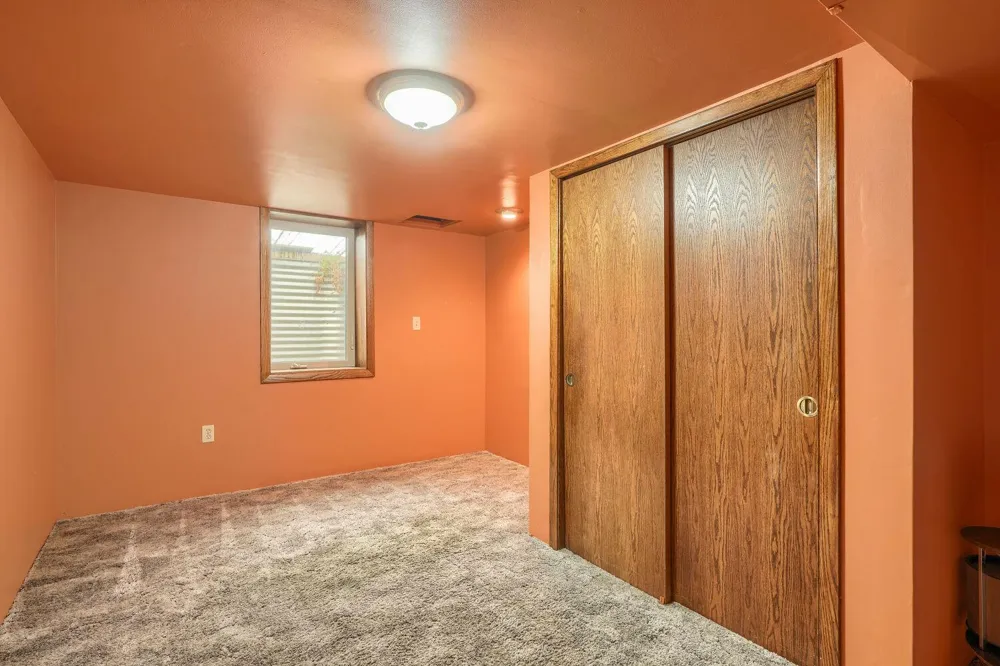 3681 Rustic Place Shoreview, MN 55126