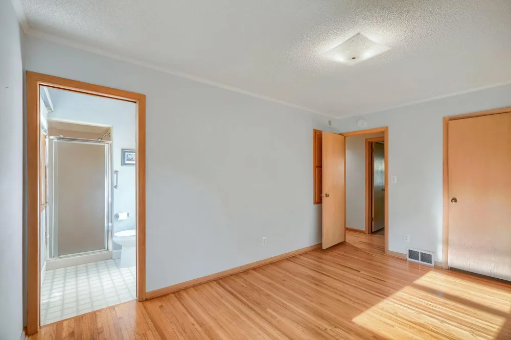 3681 Rustic Place Shoreview, MN 55126