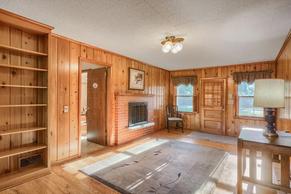 3681 Rustic Place Shoreview, MN 55126