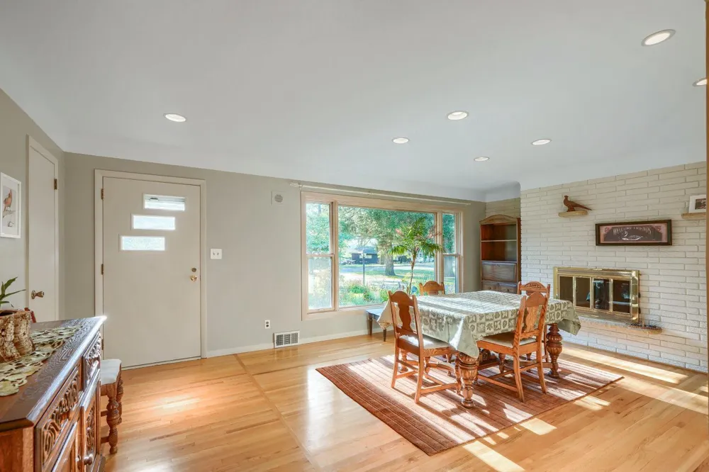 3681 Rustic Place Shoreview, MN 55126