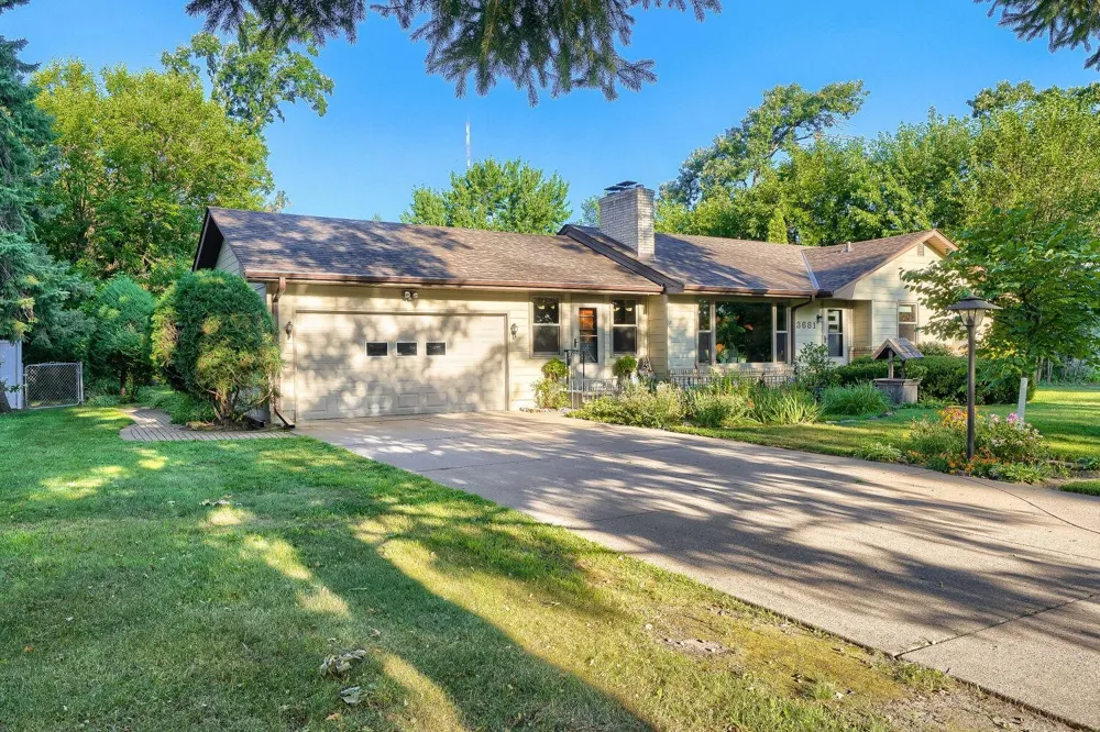 3681 Rustic Place Shoreview, MN 55126