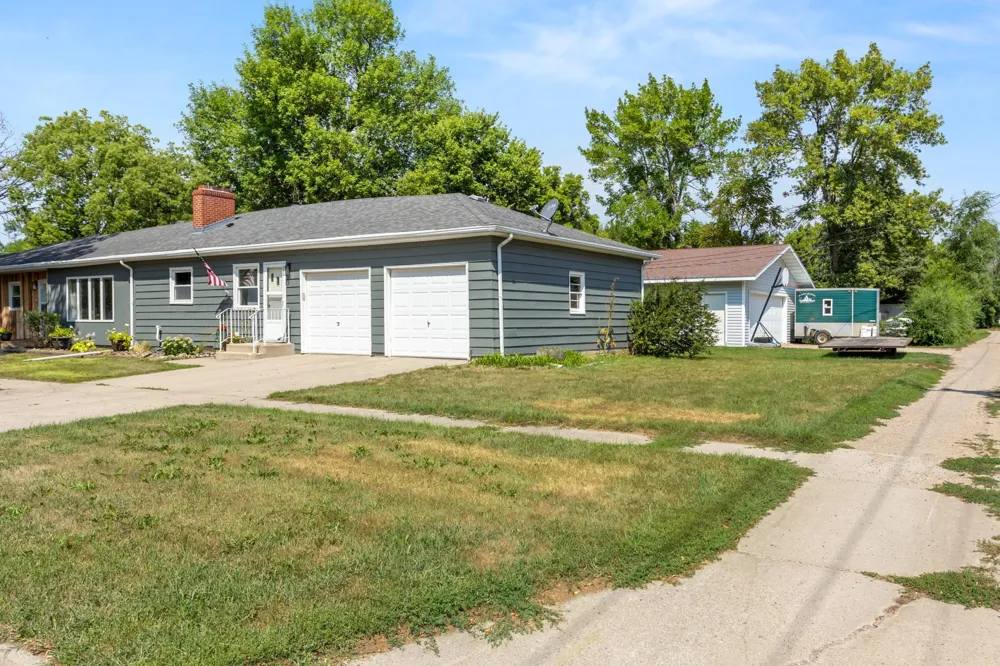 824 4th Avenue Wahpeton, ND 58075