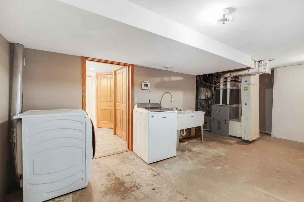 24826 Panama Avenue Elko New Market, MN 55020