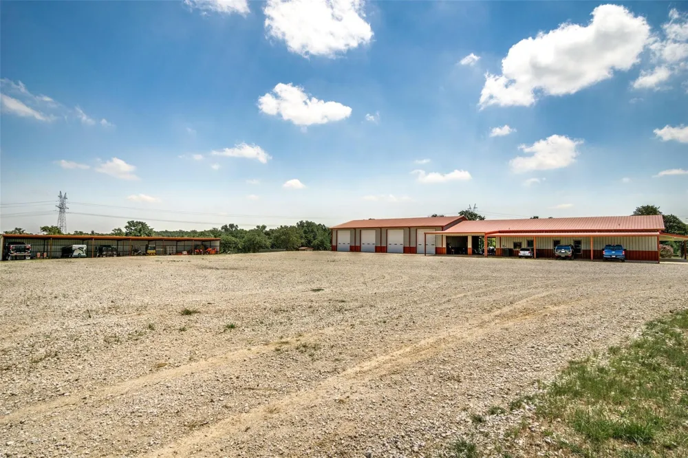 18345 Fm 920 Poolville, TX 76487