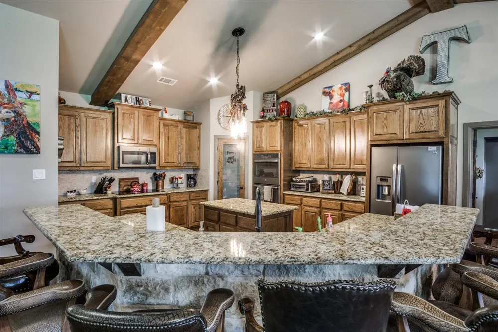 18345 Fm 920 Poolville, TX 76487