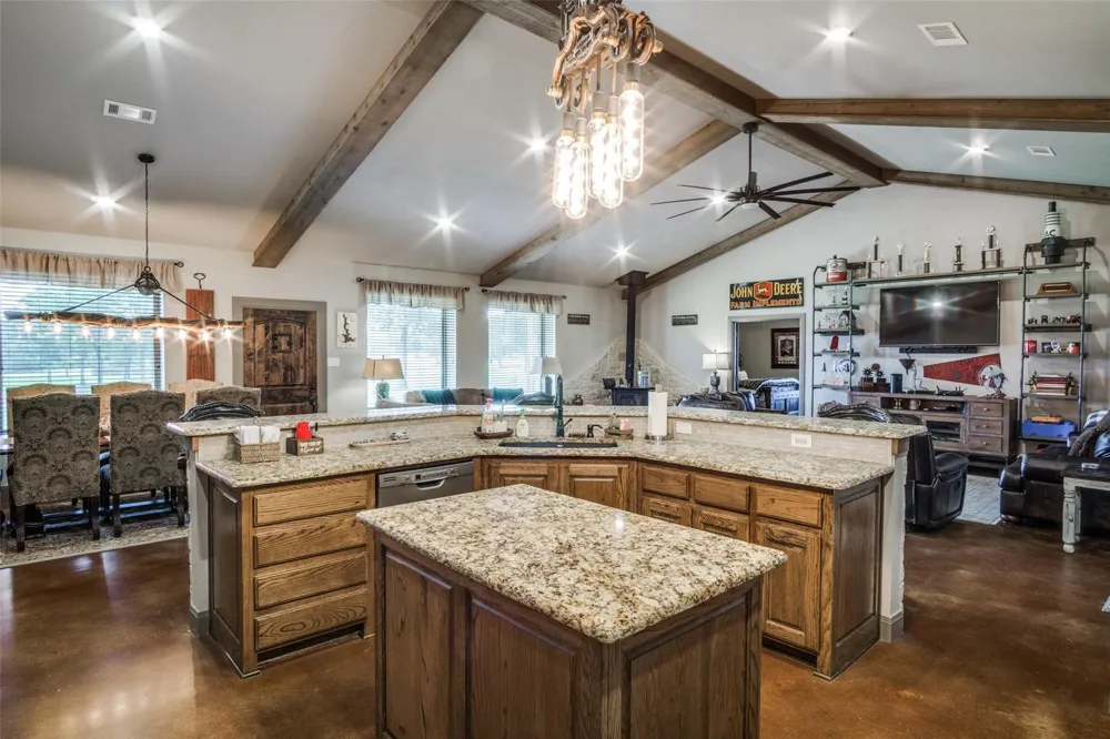18345 Fm 920 Poolville, TX 76487