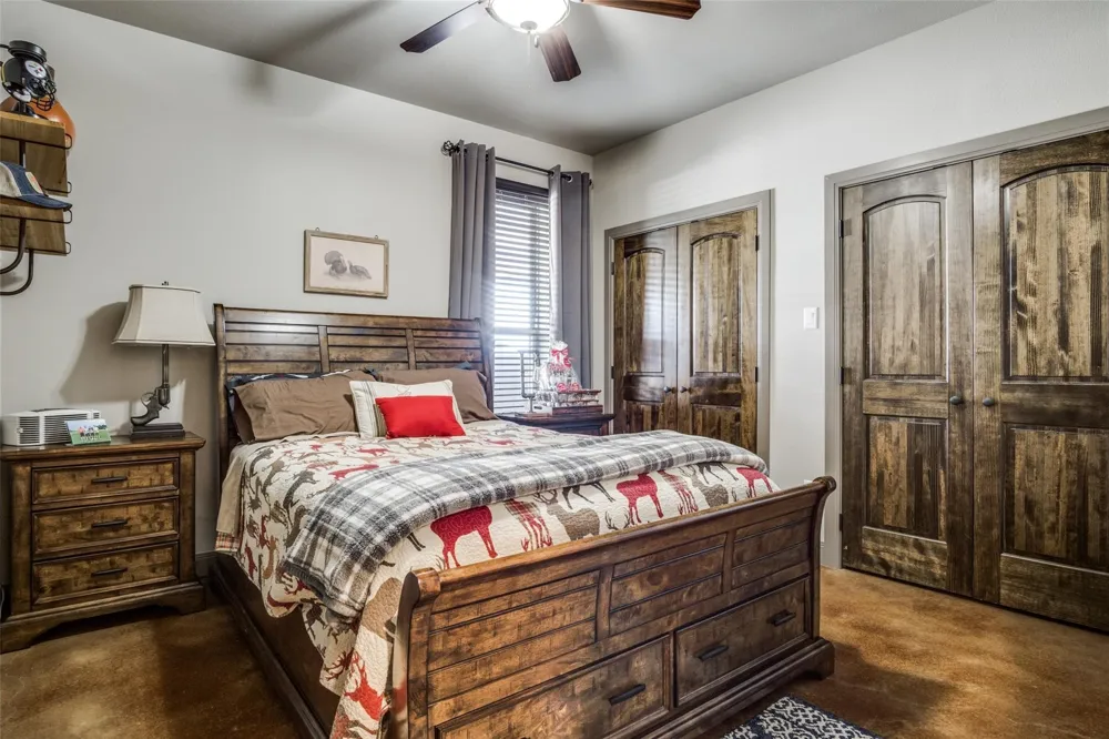 18345 Fm 920 Poolville, TX 76487