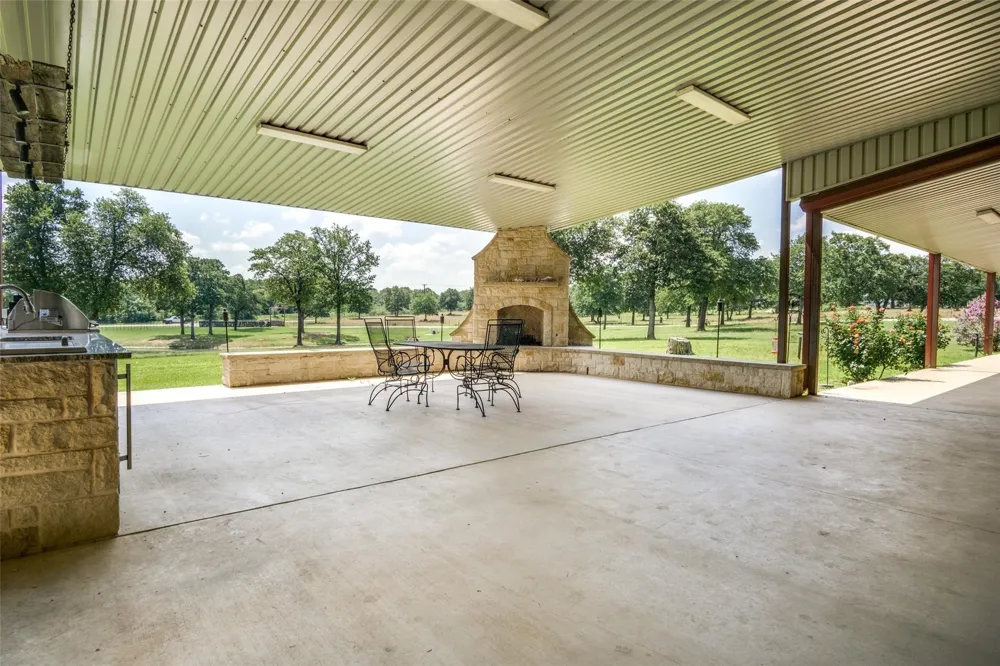18345 Fm 920 Poolville, TX 76487