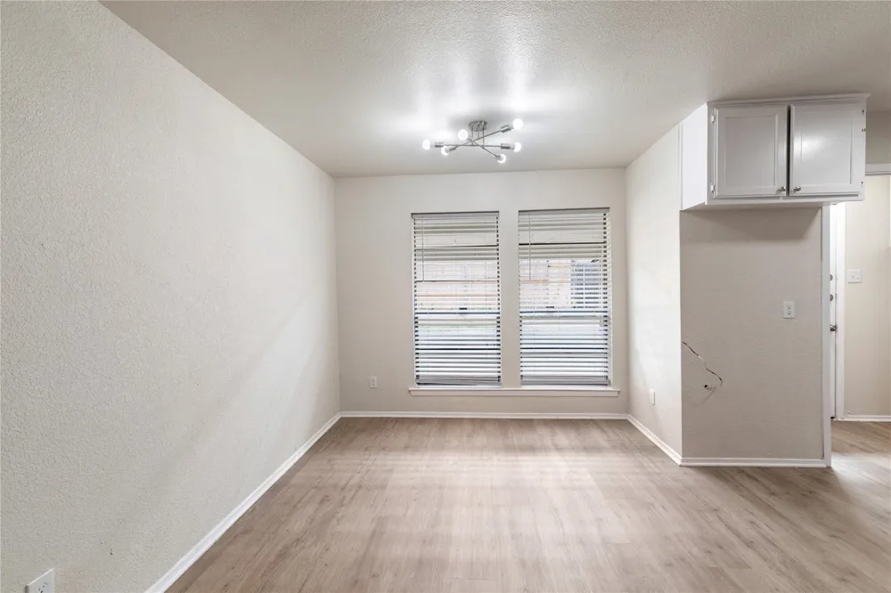 1610 Brown Trail Hurst, TX 76054