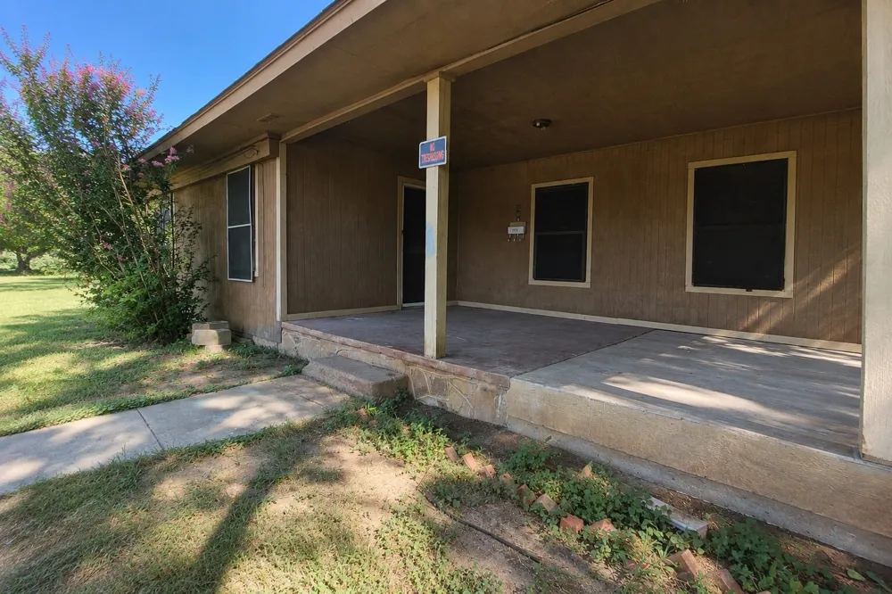 308 E Patterson Street Eastland, TX 76448